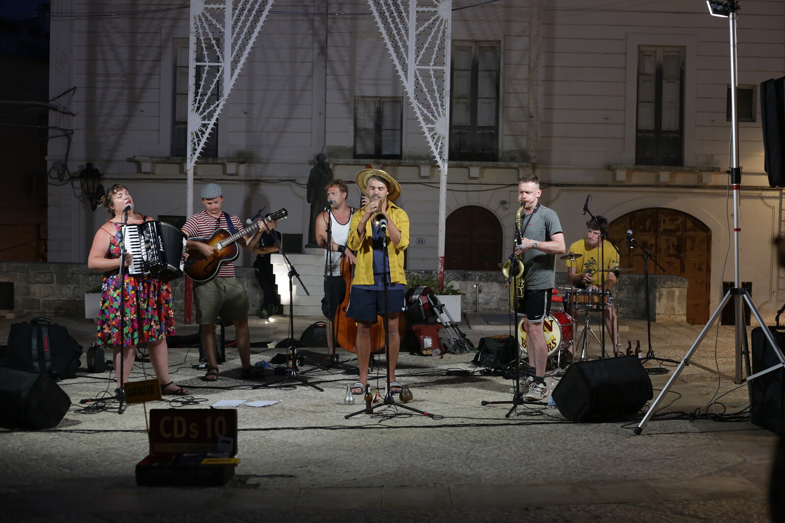 The Gin Bowlers + DJ at The Canteen